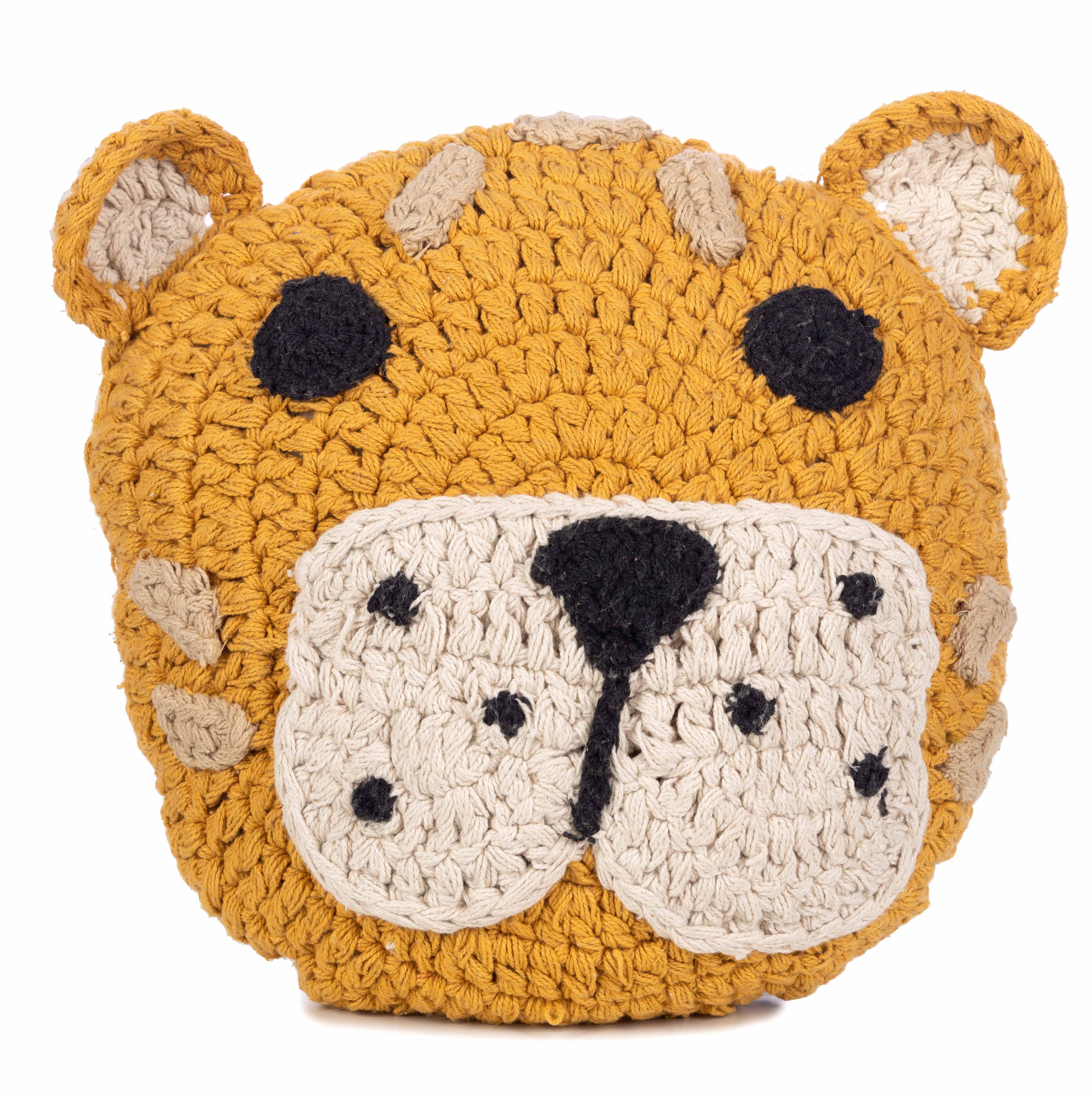 Animal, cushion leopard