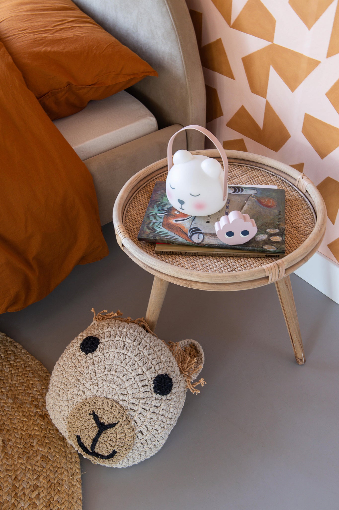 Mylla, rat table