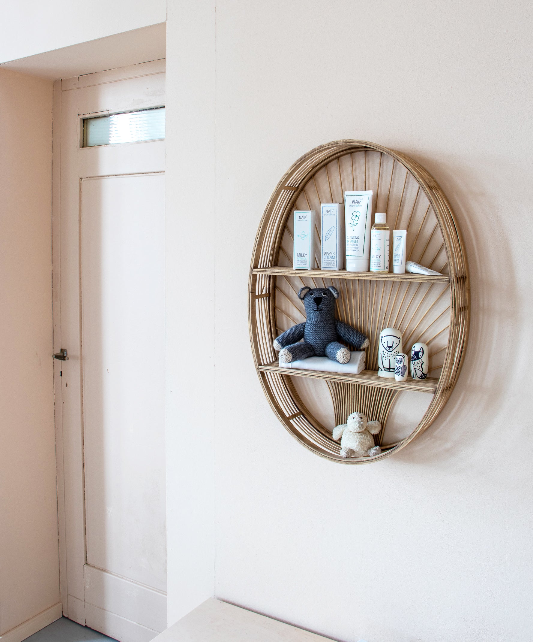 Message, rattan wall shelf