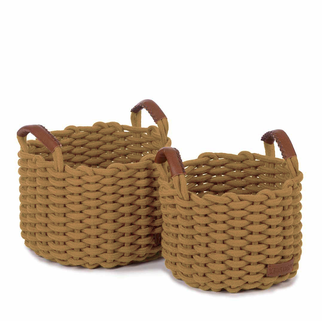Set of 2 woven baskets