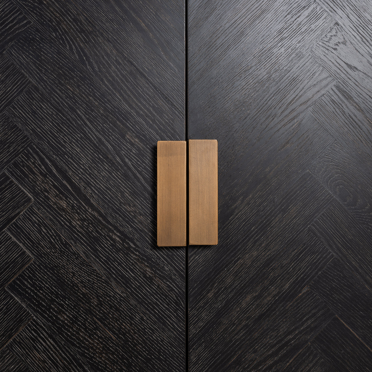 Dressoir Blackbone messing 4-deuren + open vak (Zwart rustiek)