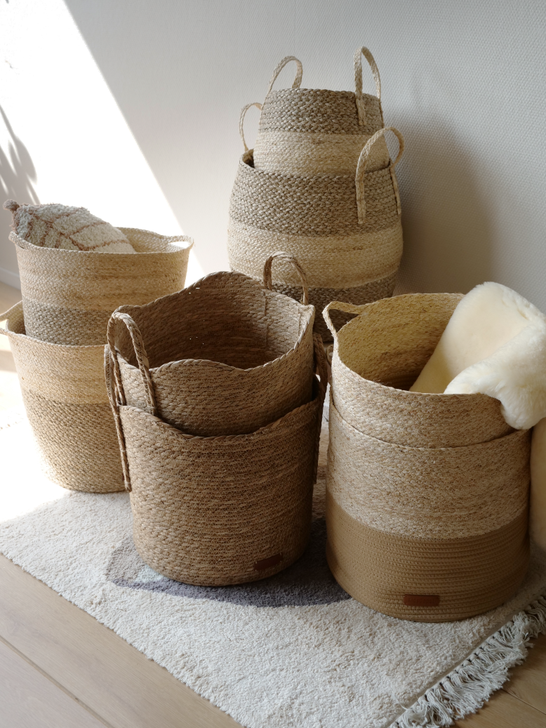 "Man Kiara, set of 2"