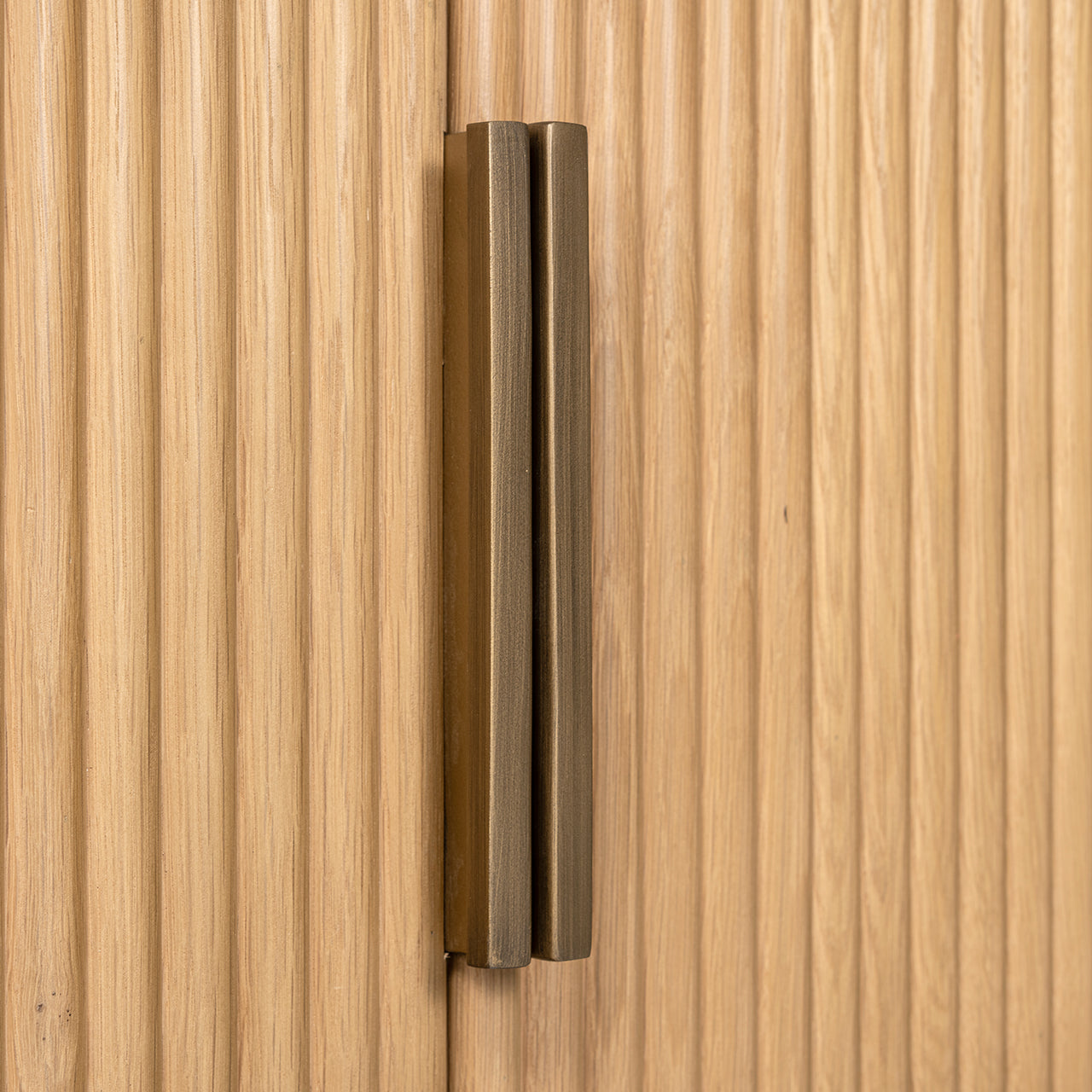 Dressoir Belfort 4-deurs (Natuurlijk eiken)