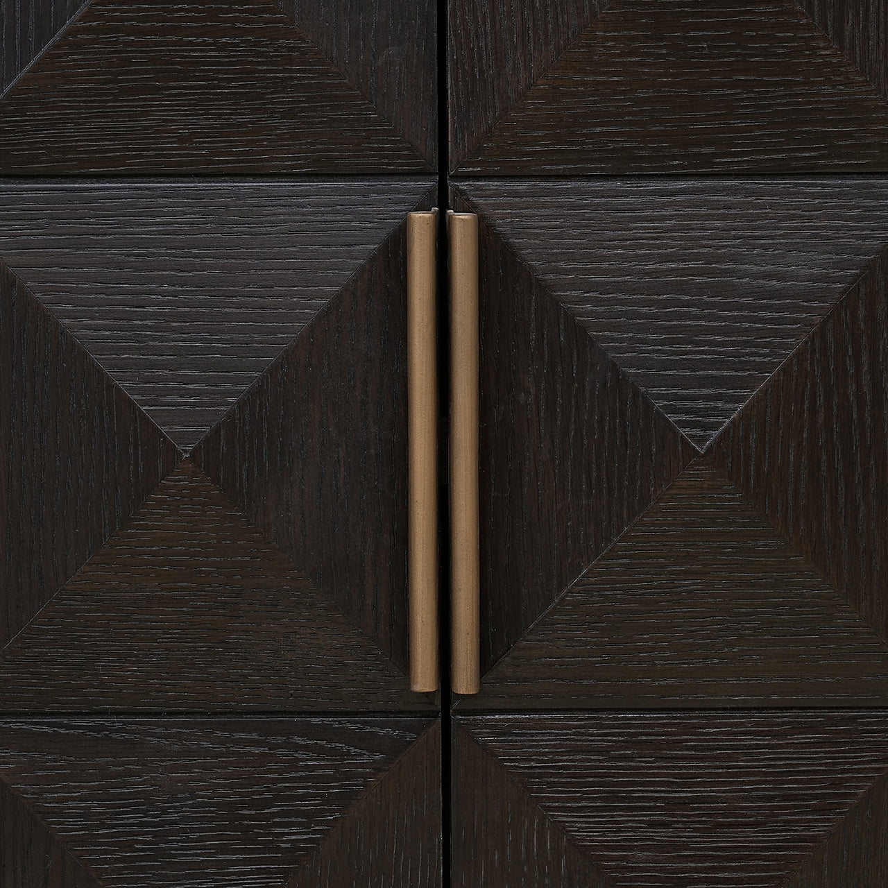 Dressoir Claremont 4-deurs (Bruin)