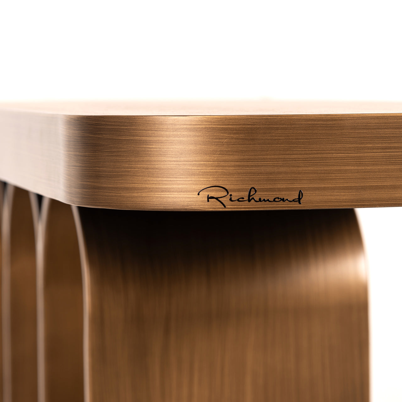 Console Locarno geborsteld goud